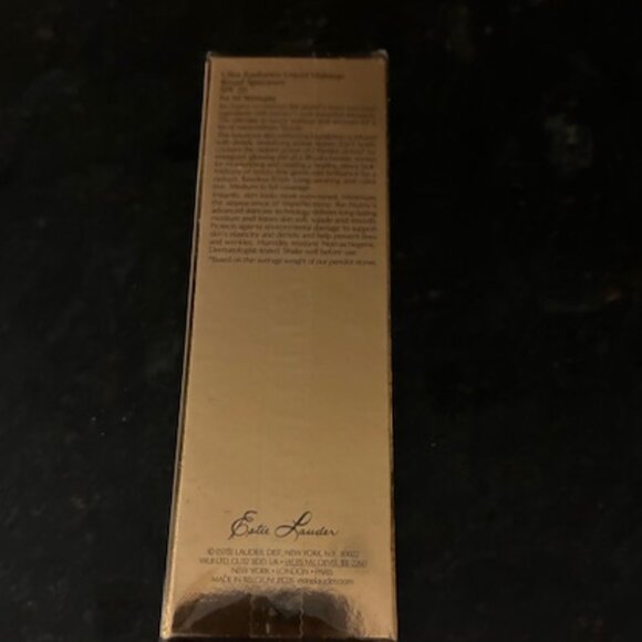 Re-Nutriv Ultra Radiance Liq Foundation - NEW; SEALED BOX - 2in1Desert Beige - Picture 6 of 8